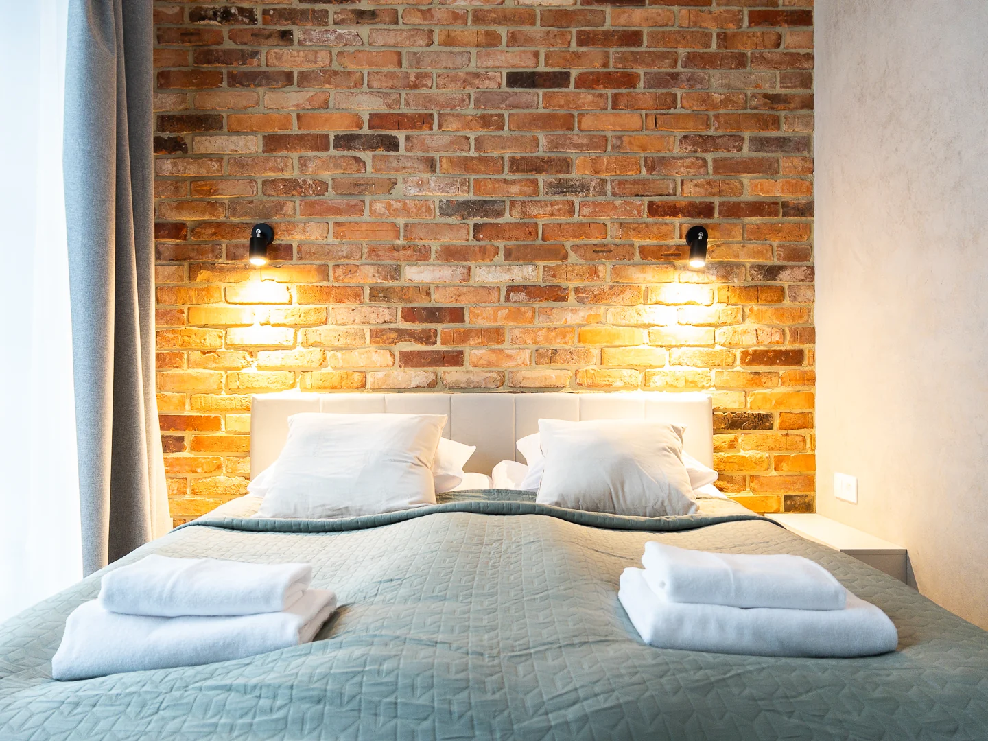 Apartament z dwiema sypialniami przy Stoczni